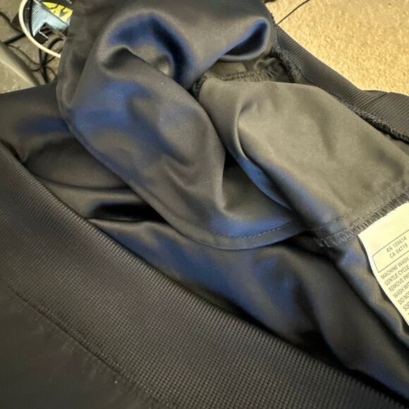 5.11 Tactical Station Windbreaker 3XL rain wind and fade resistant Black 72304 - Picture 6 of 7